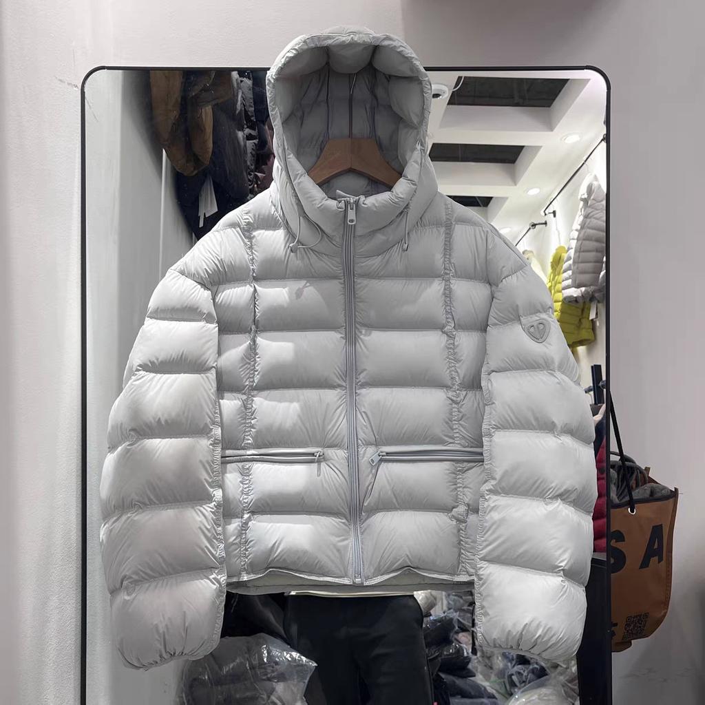 Lightweight and simple ribs short down jacket women's winter new fashionable loose hooded warm jacket