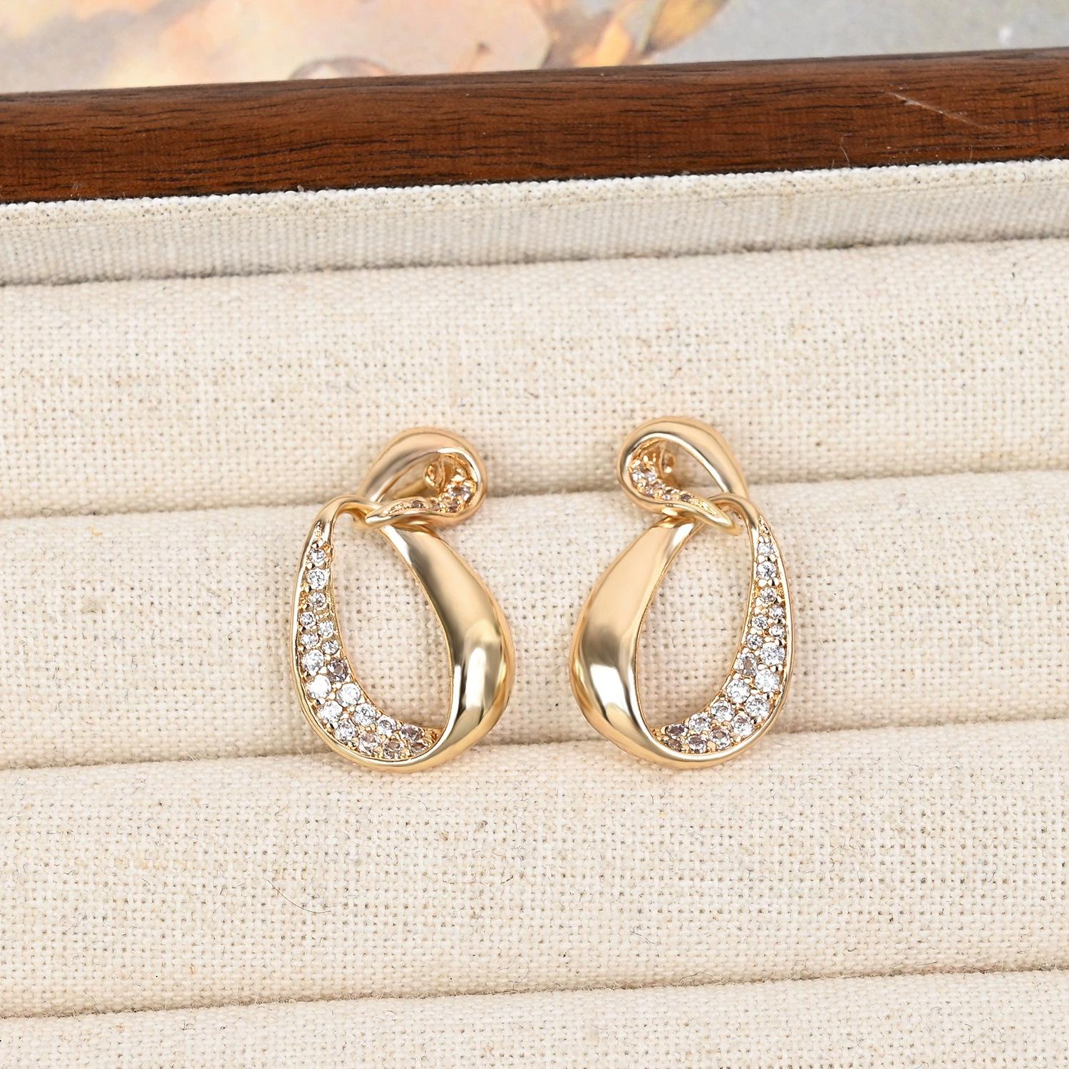 Geometric Retro Light Luxury Zircon Earrings for Women, S925 Silver, Niche Design.