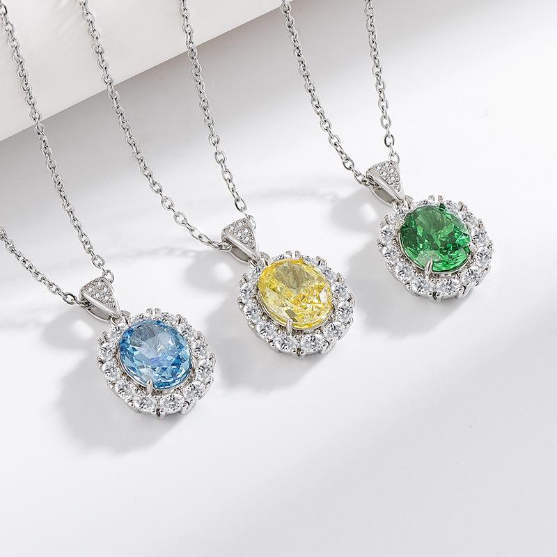Flashy Ice Flower Cut Gemstone Necklace with High Carbon Diamond Pendant - Women's Fashionable Luxury Jewelry