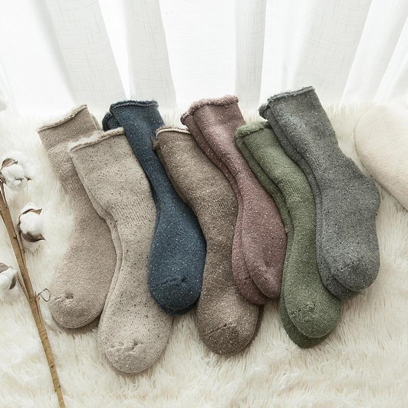 New Winter Warm Wool Women Socks Solid Color Thicker Cashmere Socks Merino Socks Against Cold Snow Russia Male Womens Socks