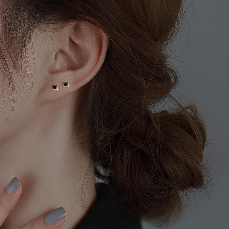 Korean Geometric Square Stud Earrings: Retro  Simple for Women S925 Silver Needle