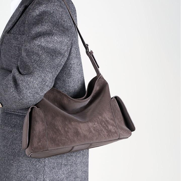 Fur pearlescent vegetable tanned leather Xiaoyao hobo bag retro large capacity one-shoulder crossbody bag female niche commuter tote bag
