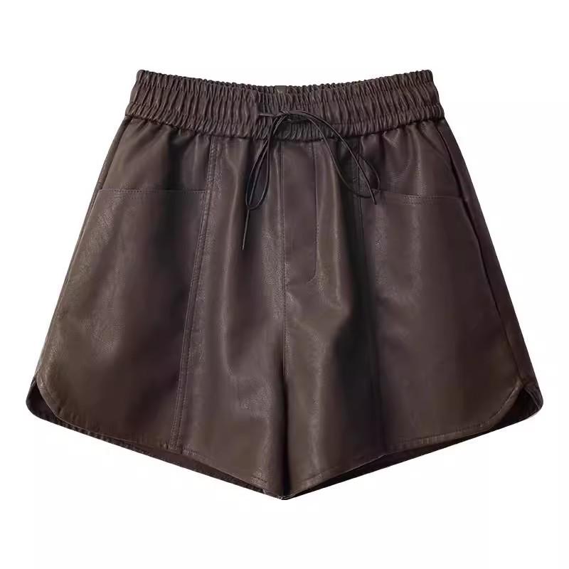 Damen Herbst Winter Sexy Amerikanischer Stil Übergröße Schlankmachend Weites Bein PU-Leder Mini-Shorts Elastischer Bund Taschen-Design Heiß Hosen Mini-Shorts