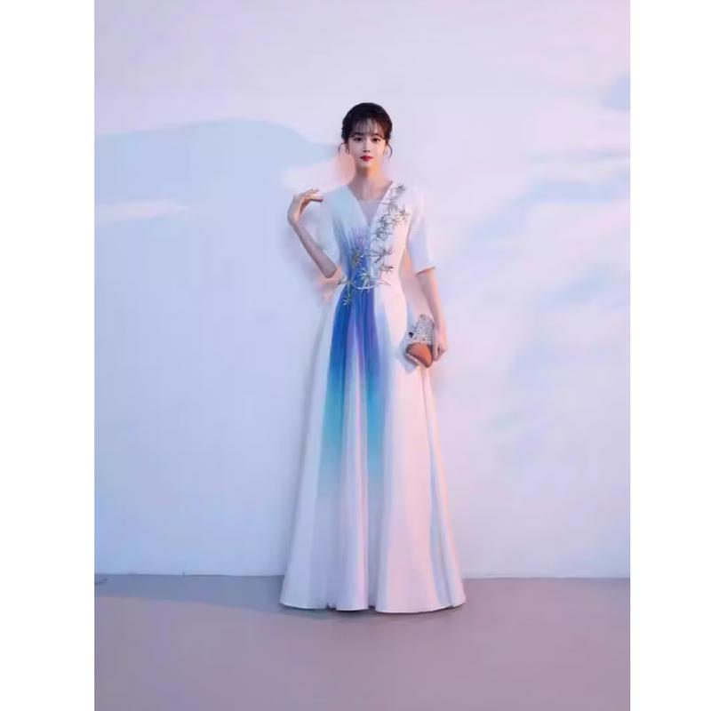 Elegantes Damen-Performance-Langkleid