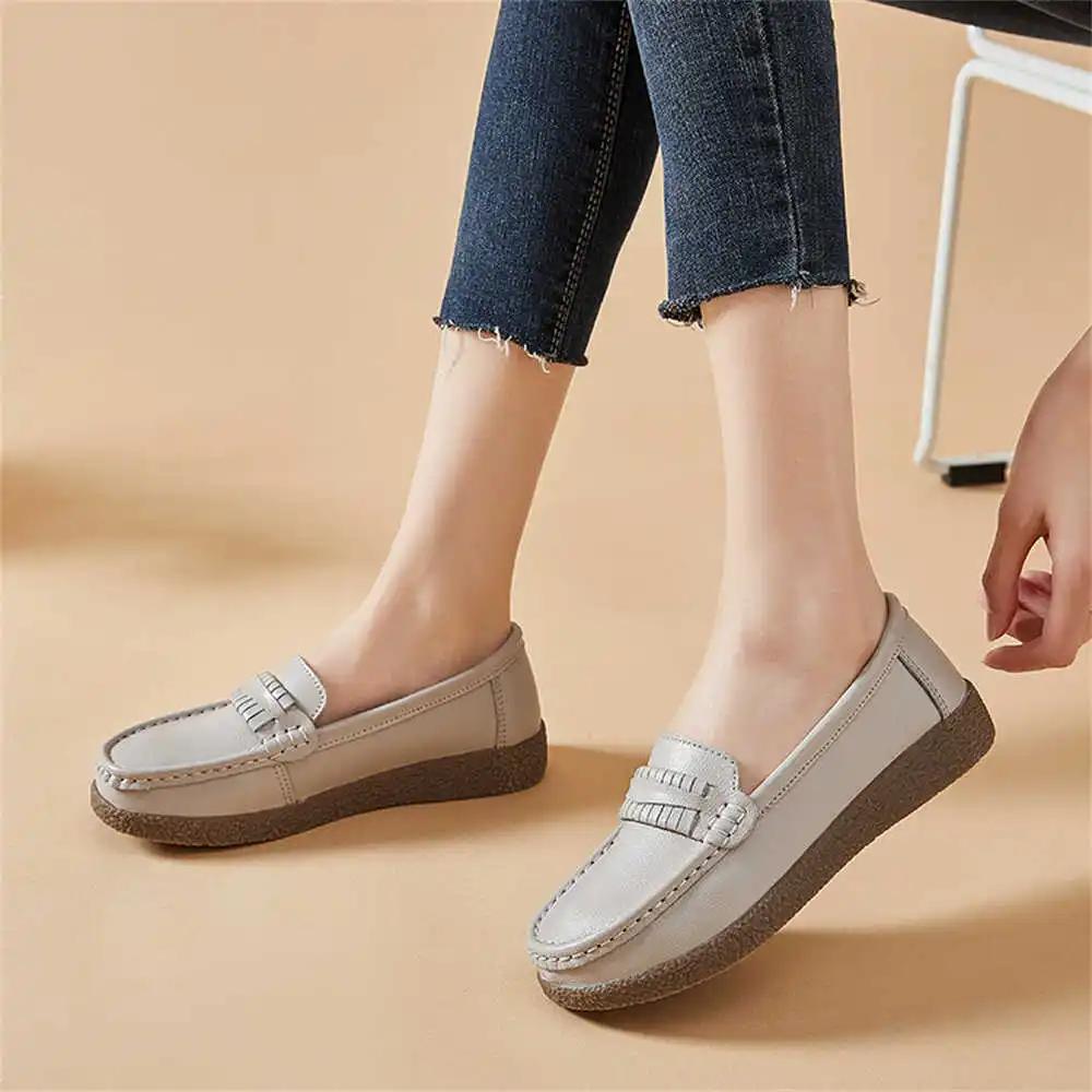 Fashion Non-slip Size 39 Shoes For Women Brand Running New Novelty Sneakers Woman All Brands Sports Hospitality Popular Goods Play