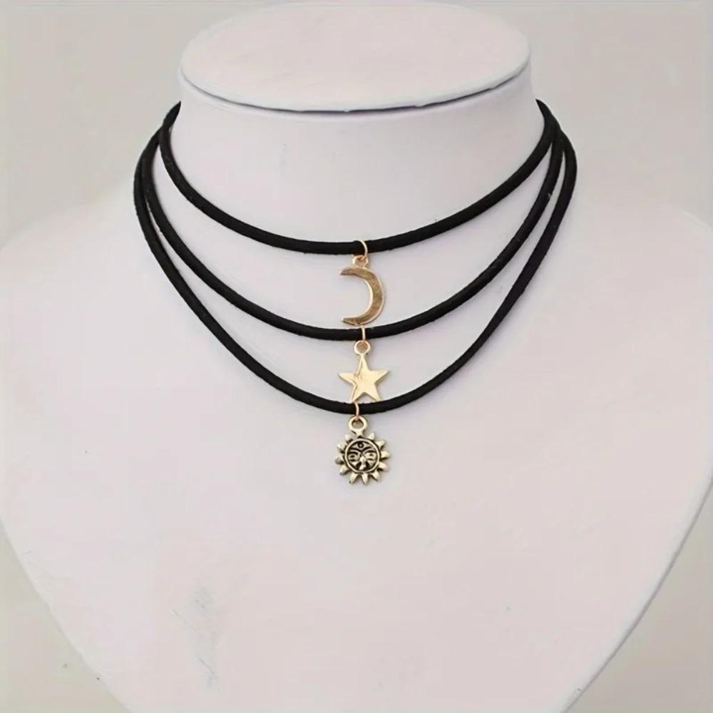Fashion Patch Neck Necklace Female Star Moon Sun Multi Element Pendant Hip Hop Personality Party Style Jewelry Accessories