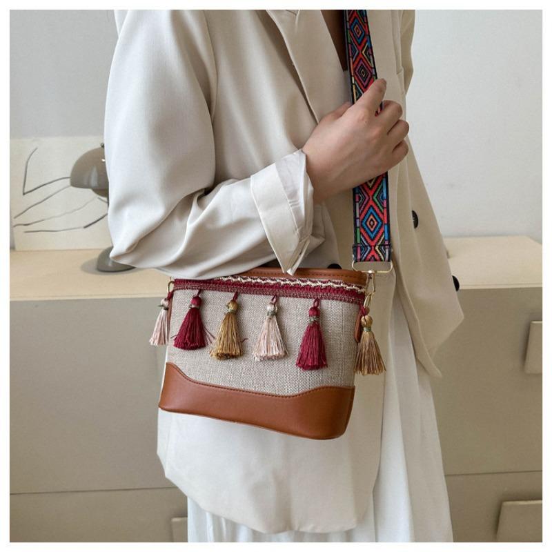Niche Artistic Trend Single-shoulder Bag Crossbody Bag Ethnic-style Small Square Bag for Women's Underarm Commuting