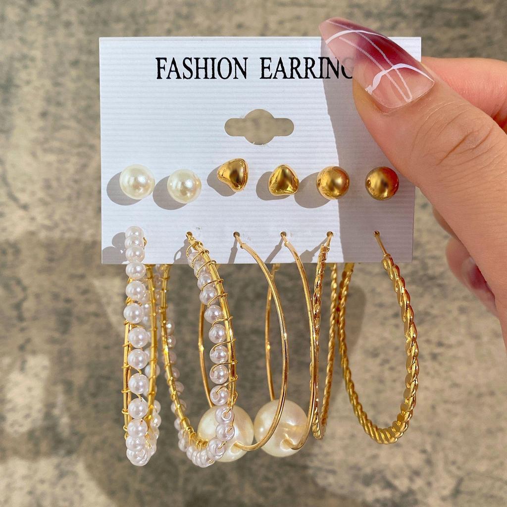 Creative Retro French Gold Pearl-Inlaid Earrings Set for Ladies