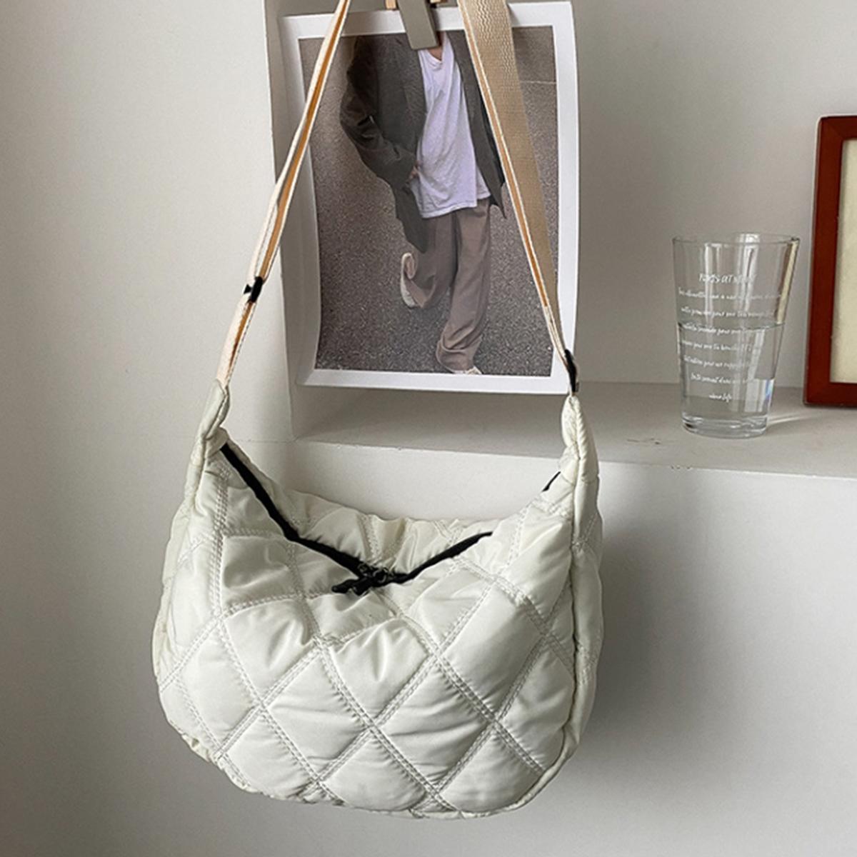 

Black diamd check embroidered thread large capacity down Cloud Women s shoulder crossbody dumpling bag (without pendant) білий