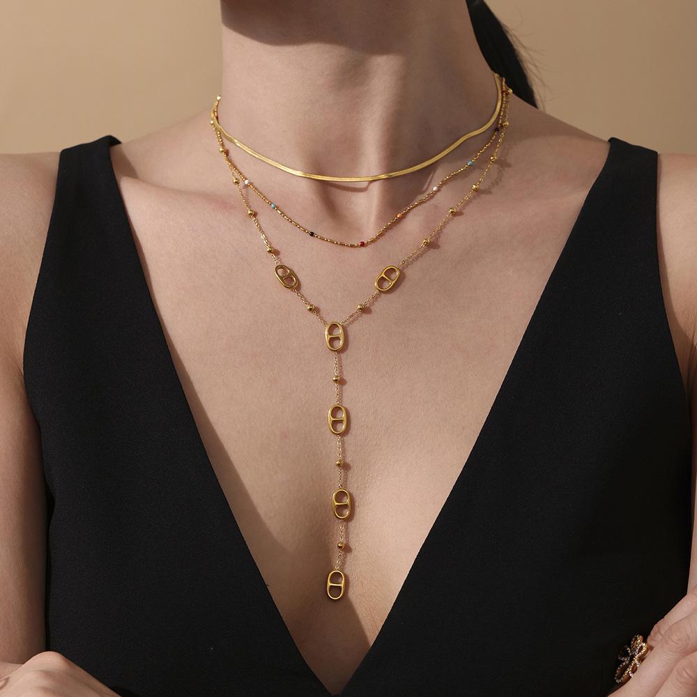 Pig Nose Stacked Design for Women's Elegant, Lightweight, Luxury Stainless Steel Sweater Chain with Gold Plated Fashion Style