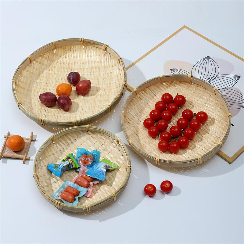 Hand-Woven Natural Bamboo Trays And Winnowing Baskets Are Suitable For Storing And Holding Food And For Home Decoration