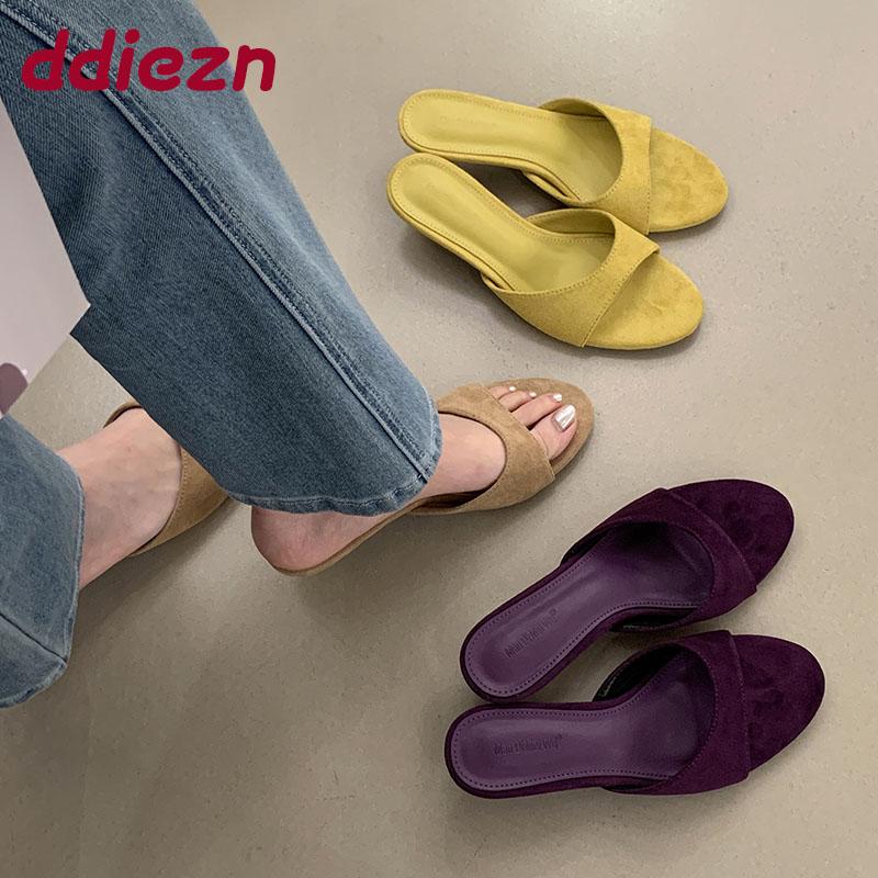 Fashion New In Footwear Round Toe Ladies Low Heel Slides Slippers Female Sandals Shoes Fashion Flock Women Heeled Slippers Shoes Pumps
