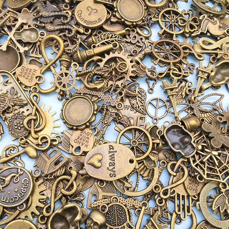 Древние бронзовые подвески - Случайный смешанный ассортимент (20, 30, 50 шт.) для украшений и аксессуаров своими руками (E18) Random 20 pcs ancient bronze pendants-SN467/25g