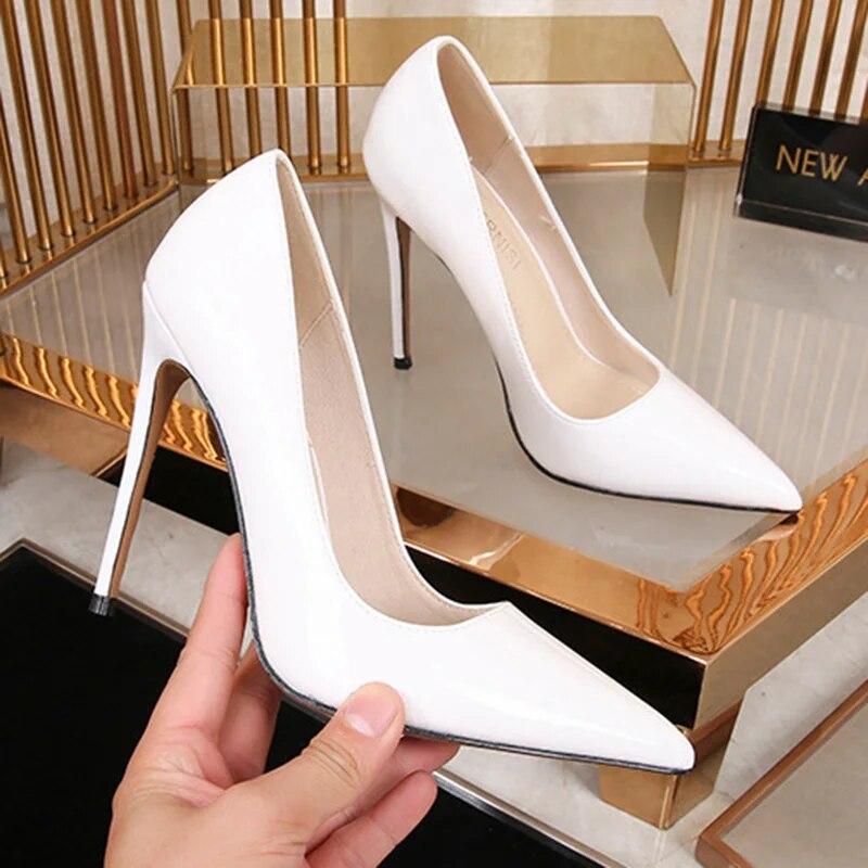 Damen Stiletto-Schuhe mit spitzer Zehenpartie, sexy Catwalk-Bankett, 12 cm Absatz WZ