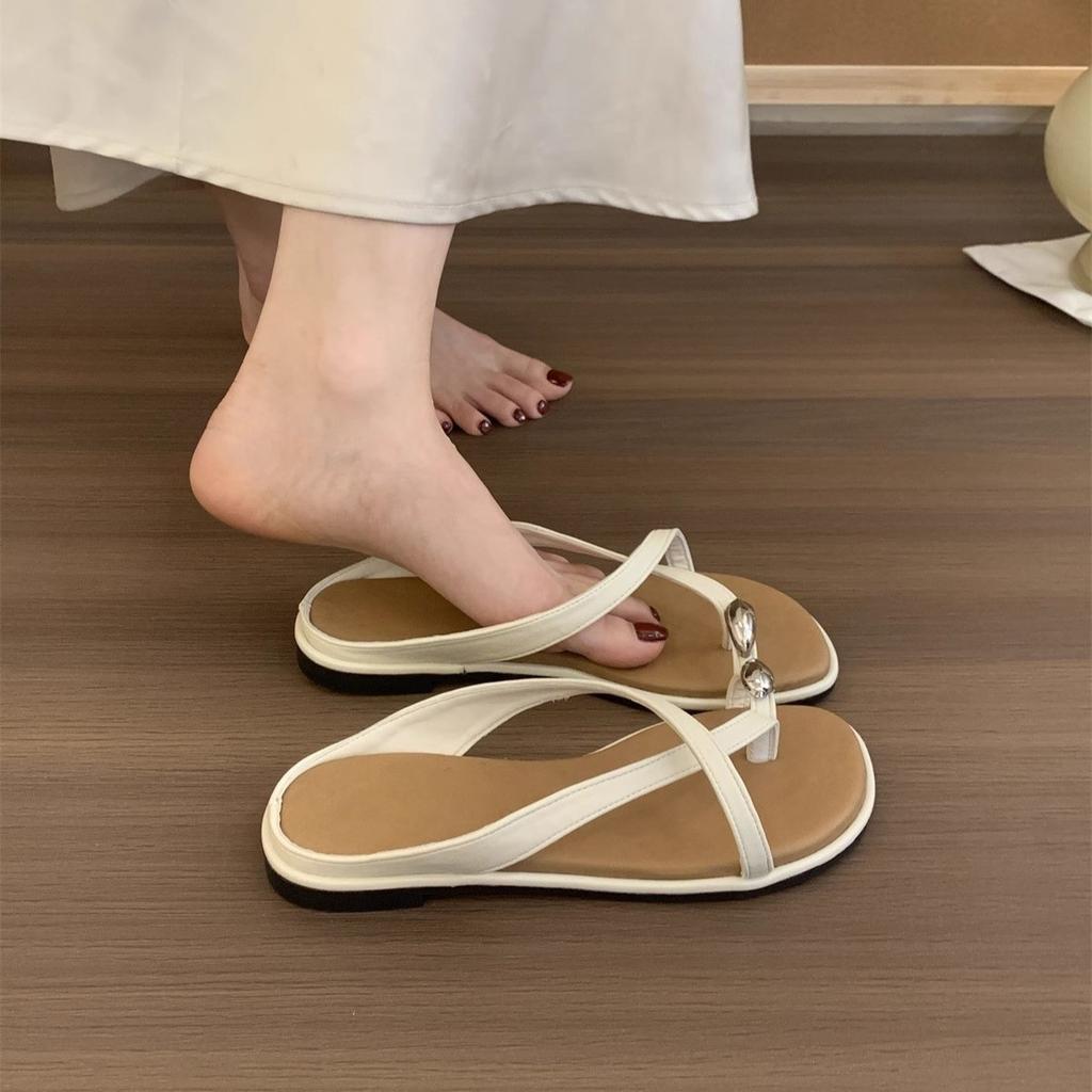 Set of Toe Slippers for Women To Wear Summer New French Fairy Style Sandals with Skirts for Vacation Beach Flat Bottom Beautiful Sandals