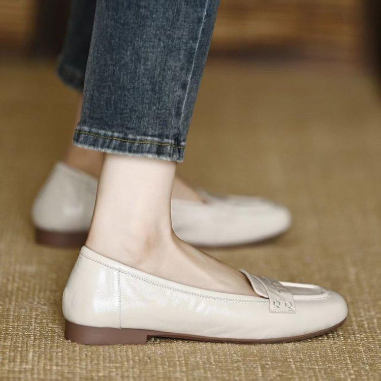 French Soft Leather Shallow Mouth Flat-soled Single Shoes Women's 2025 New Soft-soled One-pedal Square Head Low-heeled Doudou Loafers