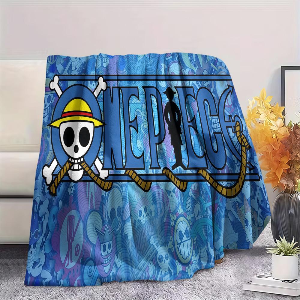 1PC One Piece Straw Hat Pirates Patterned Flannel Blanket Suitable For All Seasons For Home Decor Warmth And Comfort Gifts Holiday Present