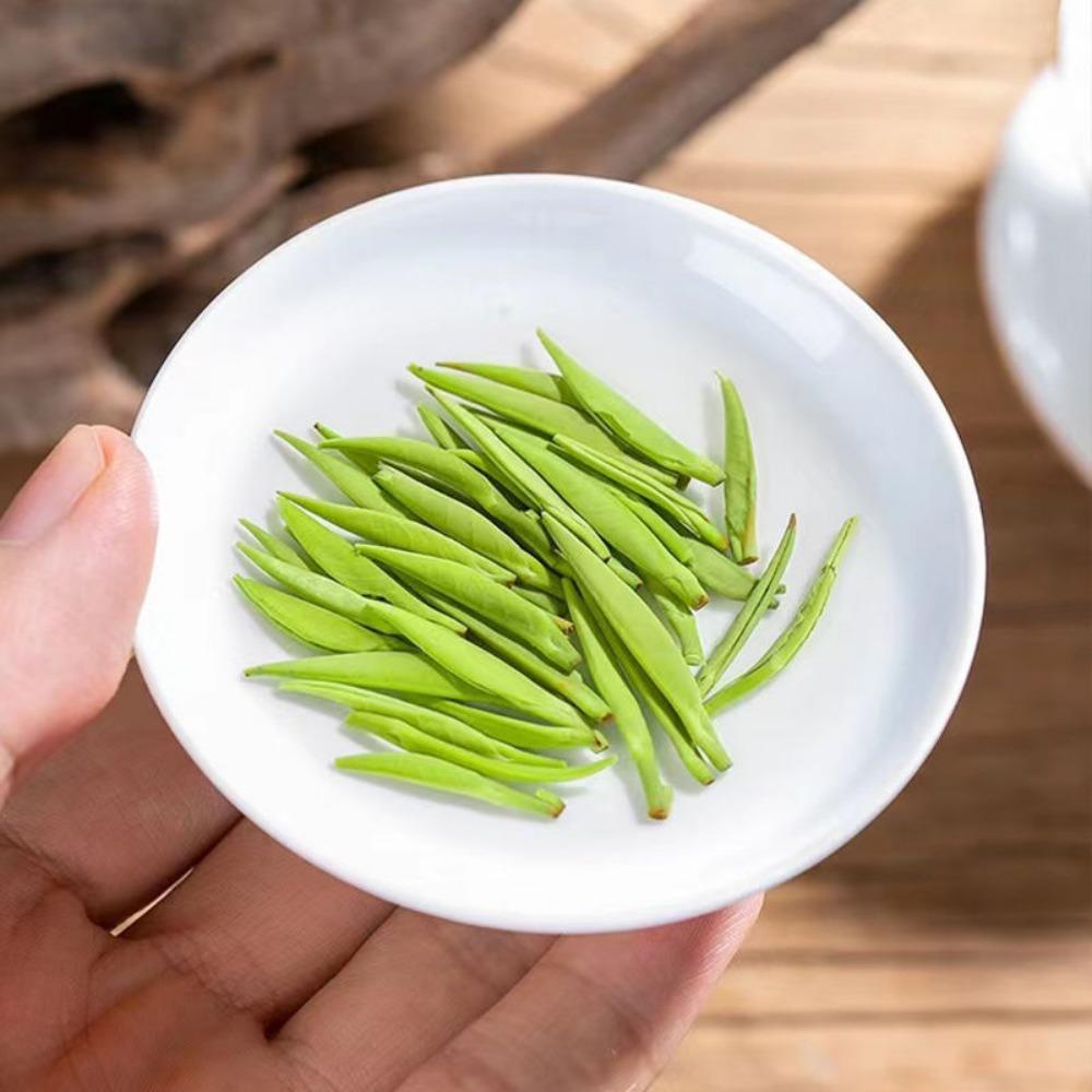 PREMIUM Full Bud Que She Tea New Premium Guizhou Tea Gift Box