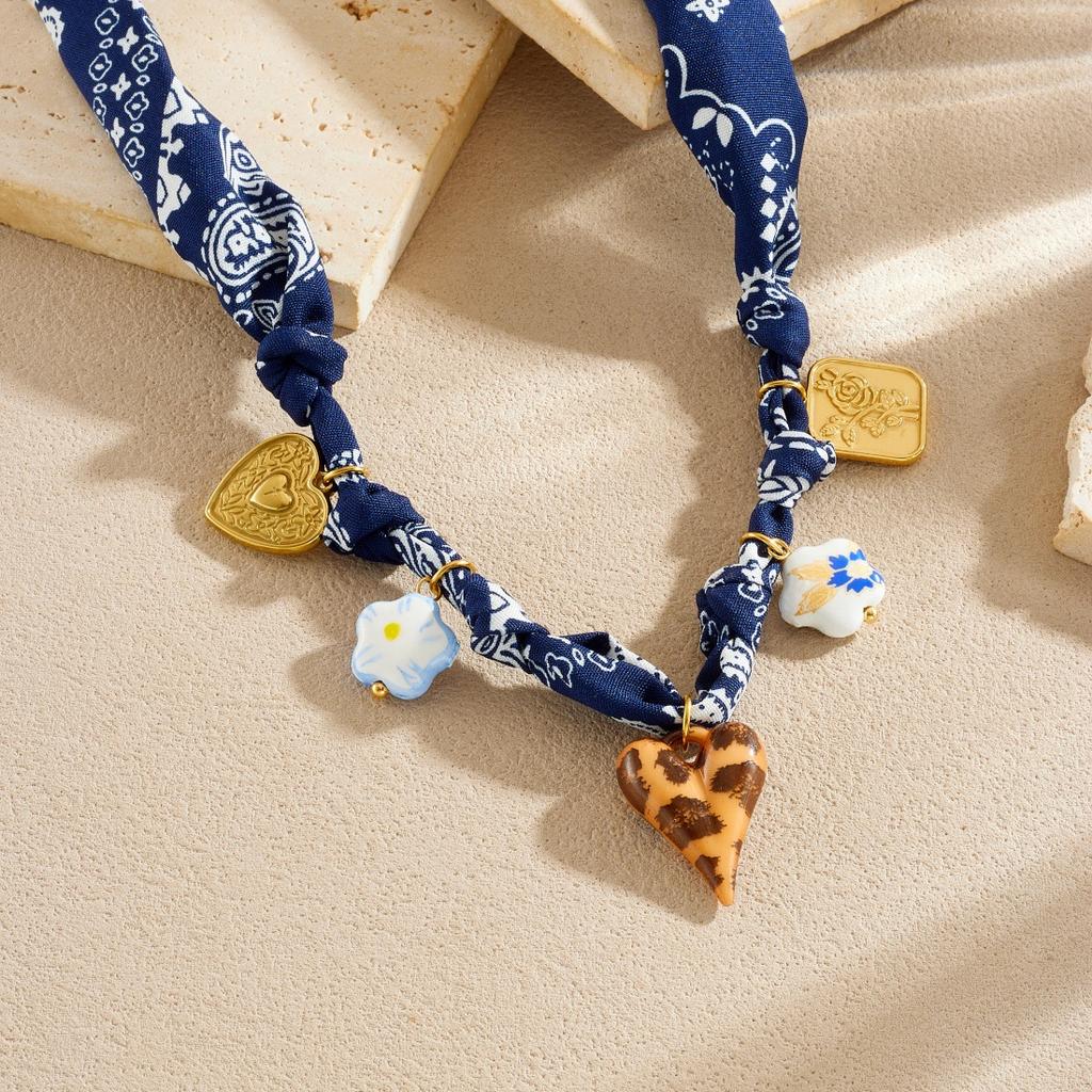 Cross-border Fashion Stainless Steel Unisex Sporty Scarf Heart Leopard Print Ceramic Flower Square Pendant Bamboo Chain Necklace