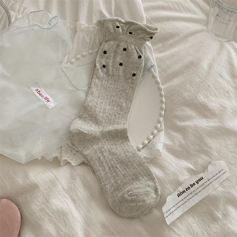 Women's Spring and Summer Thin Wooden Ear Edge Wave Point Hollow Breathable Pile Socks