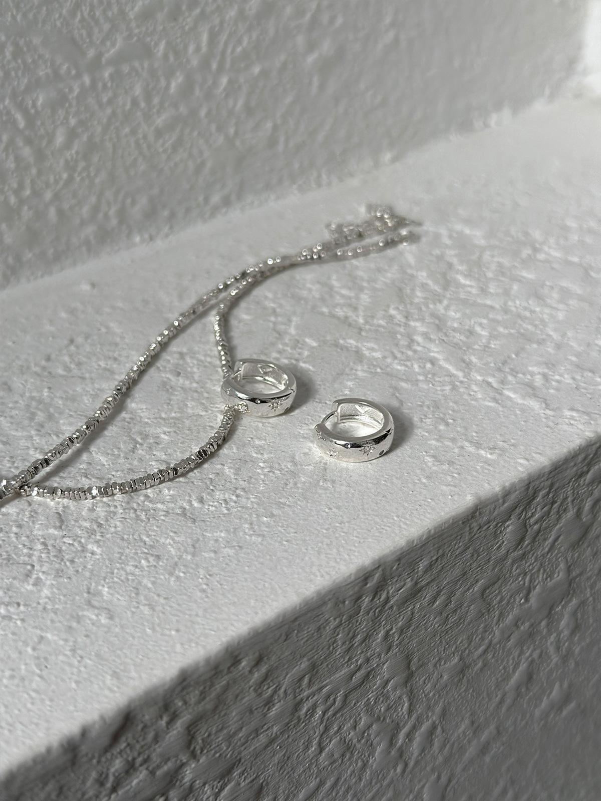 

октаграмма циркон пряжка для ушей 925 серебряная игла нишевый дизайн ретро новая текстура модный темперамент пряжка для ушей прилив 925 silver needle