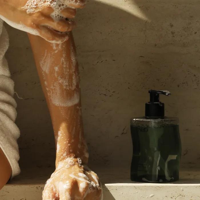[Subtle Lingering Scent]_Body & Hand Wash 330ml (Select 1 of 6 types)
