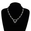 Trendsetting Love Heart Shaped Necklace Fashion Jewelry Accessory with Thorns Detail for Fashionable Enthusiasts