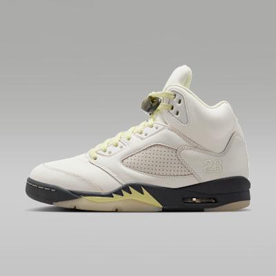 

Jordan 5 Retro Luminous Green (Women s) 42