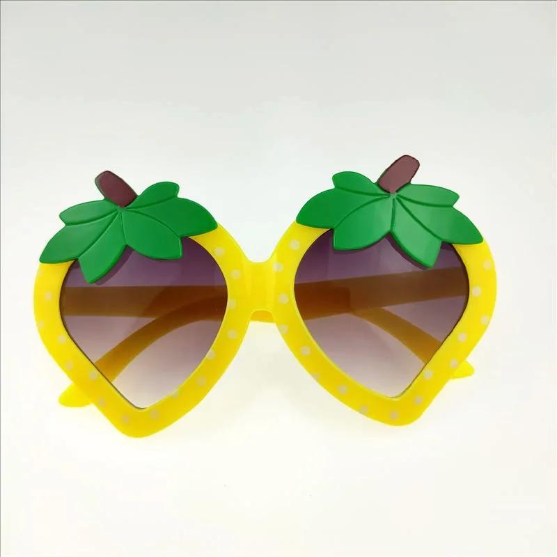 Fashion Children's Strawberry Funny Glasses Party Photo Decorations Birthday Wedding Supplies Adult Kids Sunscreen Sunglasses
