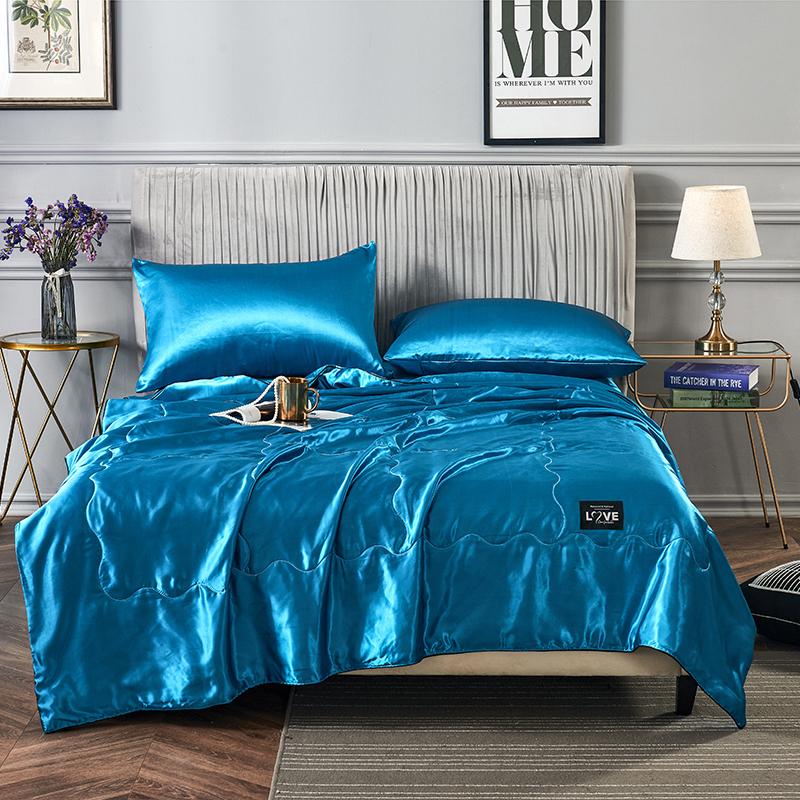 Luxury Summer Ice Silk Air Conditioning Quilt Thin Cooling Blanket Queen Size Bedding Stitch Comforters