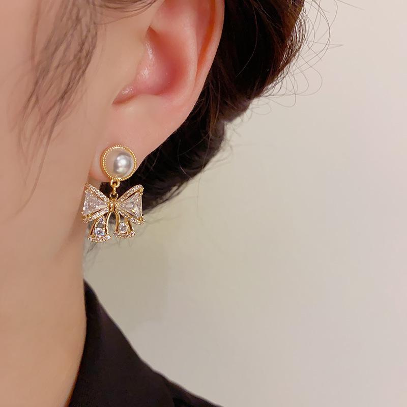 Chic Pearl Zircon Bow Earrings with S925 Silver Needle - Elegant Style