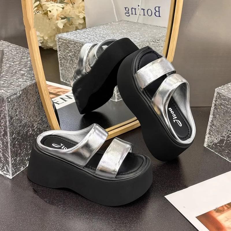 Real soft leather thick-soled women's sandals summer versatile muffin thick-soled and light, small people increase their height with one pedal