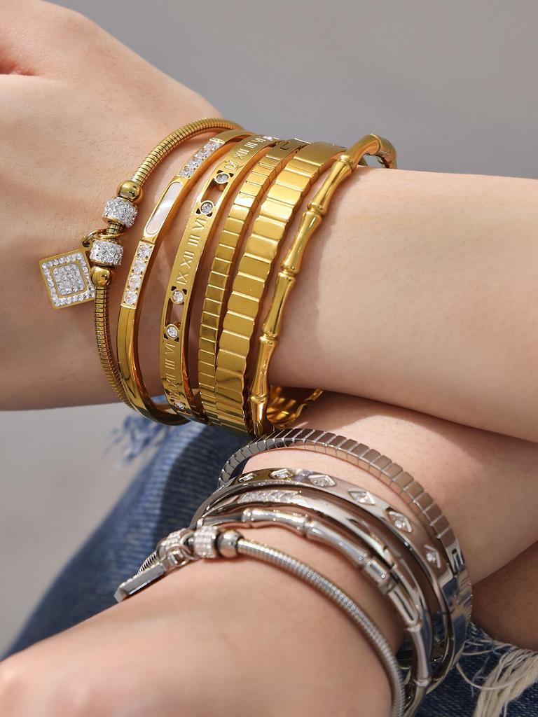 18K Gold-Plated Stainless Steel Bracelet with Zirconia Insets – Geometric Luxury Design