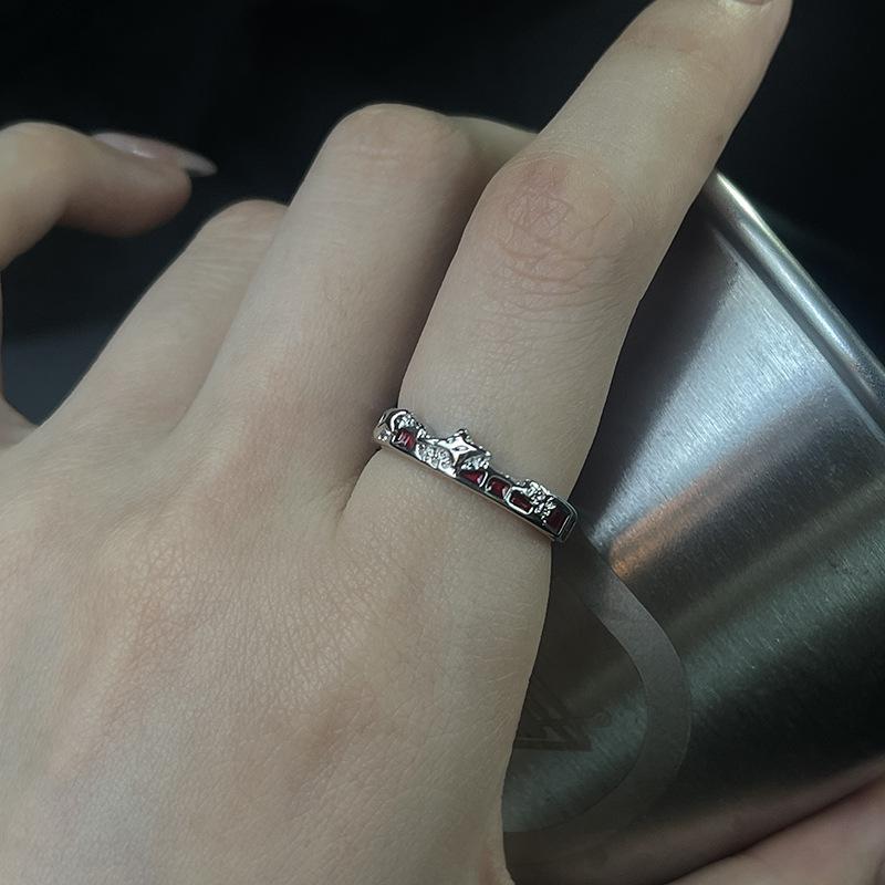 Schachbrett Karo Rot Tropfenglasur Offener Ring Retro Nischendesign High-End Zeigefingerring Stapelbar Tragen Partnerring