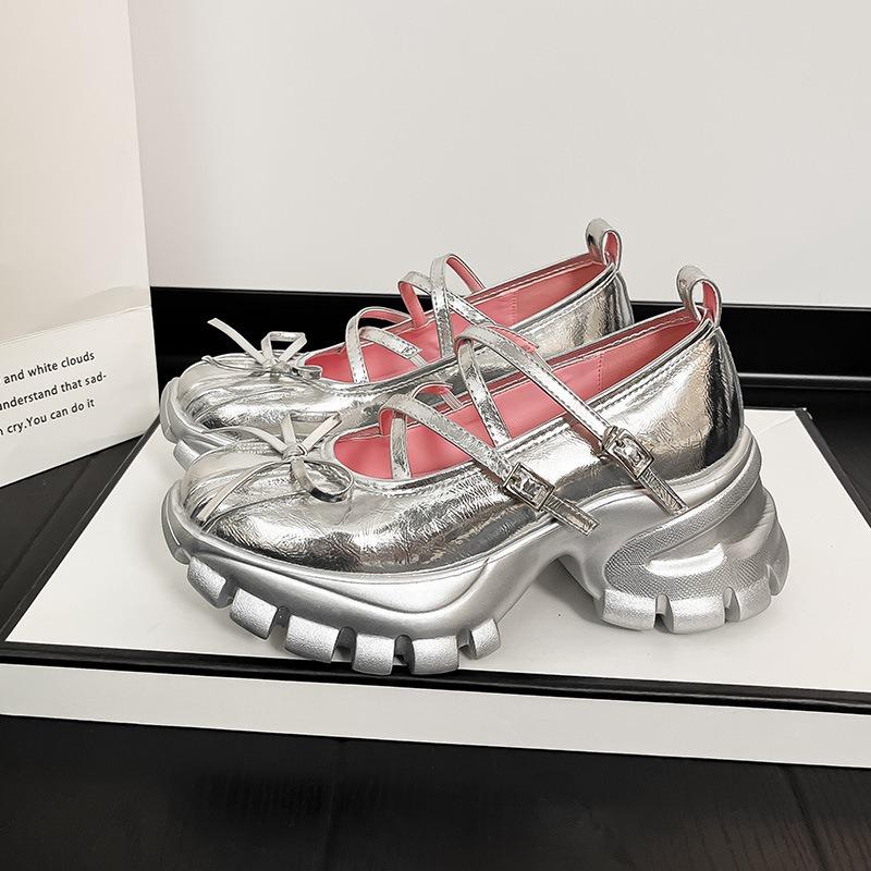 

Spring and summer new thick-soled high-heeled soft-soled thick-heeled light-mouth single shoes niche silver Mary Jane women s shoes 35 серебряный