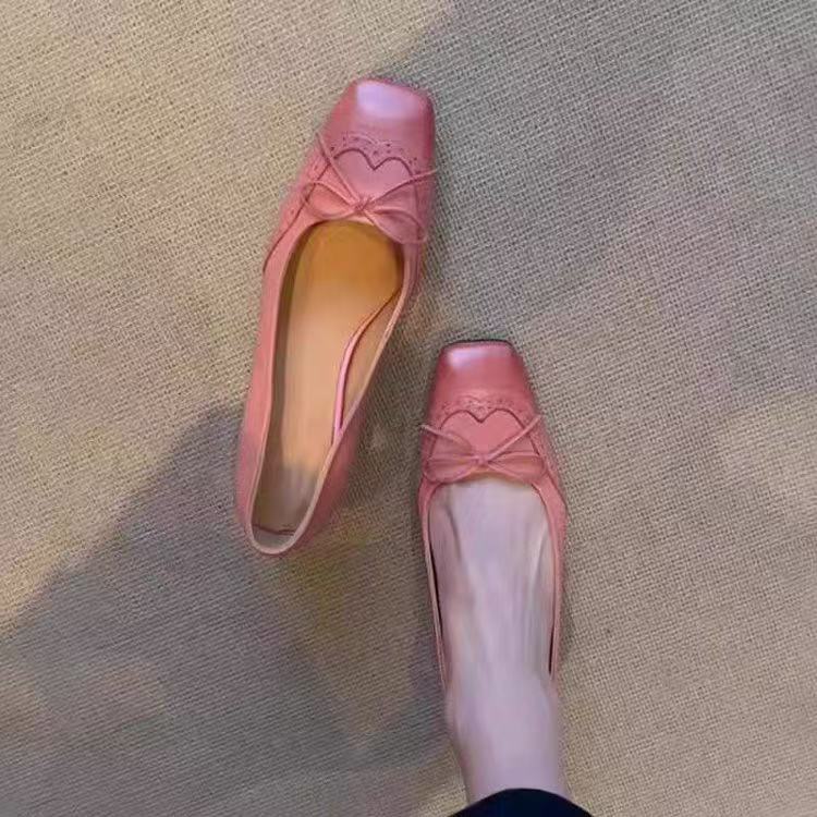 

2025 autumn new French square head shallow mouth single shoes women s French bow evening temperament gentle single shoes 40