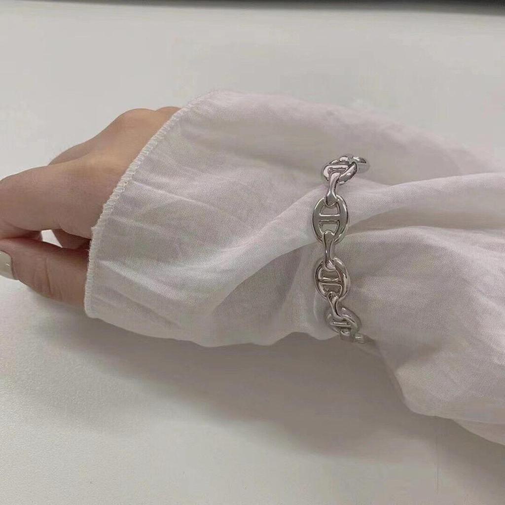 Bracciale Lucido a Naso di Maiale da Donna 2025: Design di Moda Semplice, di Alta Gamma, Versatile