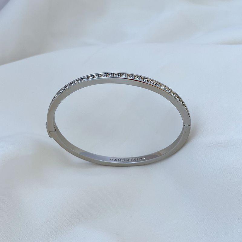 

Elegant Starry Design Ladylike Bracelet