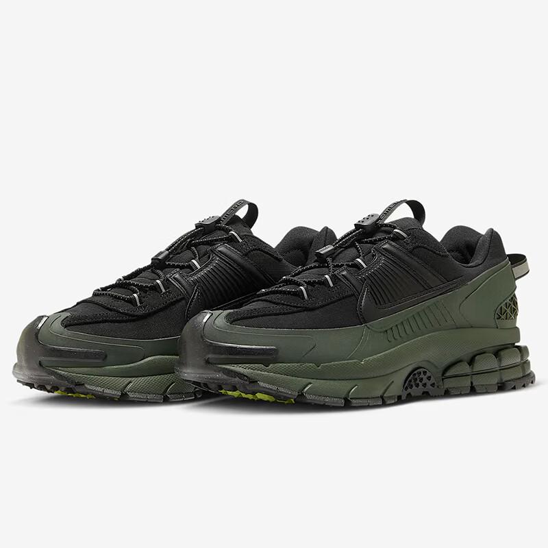 

Мужские повседневные кроссовки Nike VOMERO ROAM 41