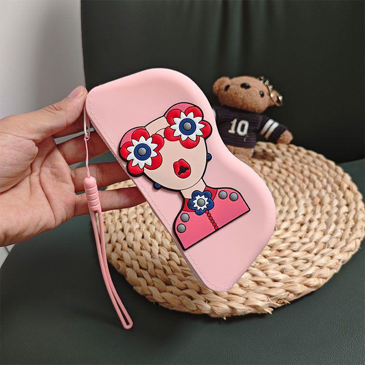 High-Capacity Silicone Sunglasses Case - Portable & Hangable