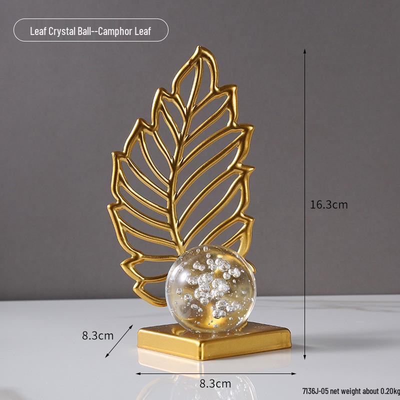 Golden Light Luxury Resin Handicrafts Collection: Ornaments for Office, Living Room, Wine & TV Cabinets