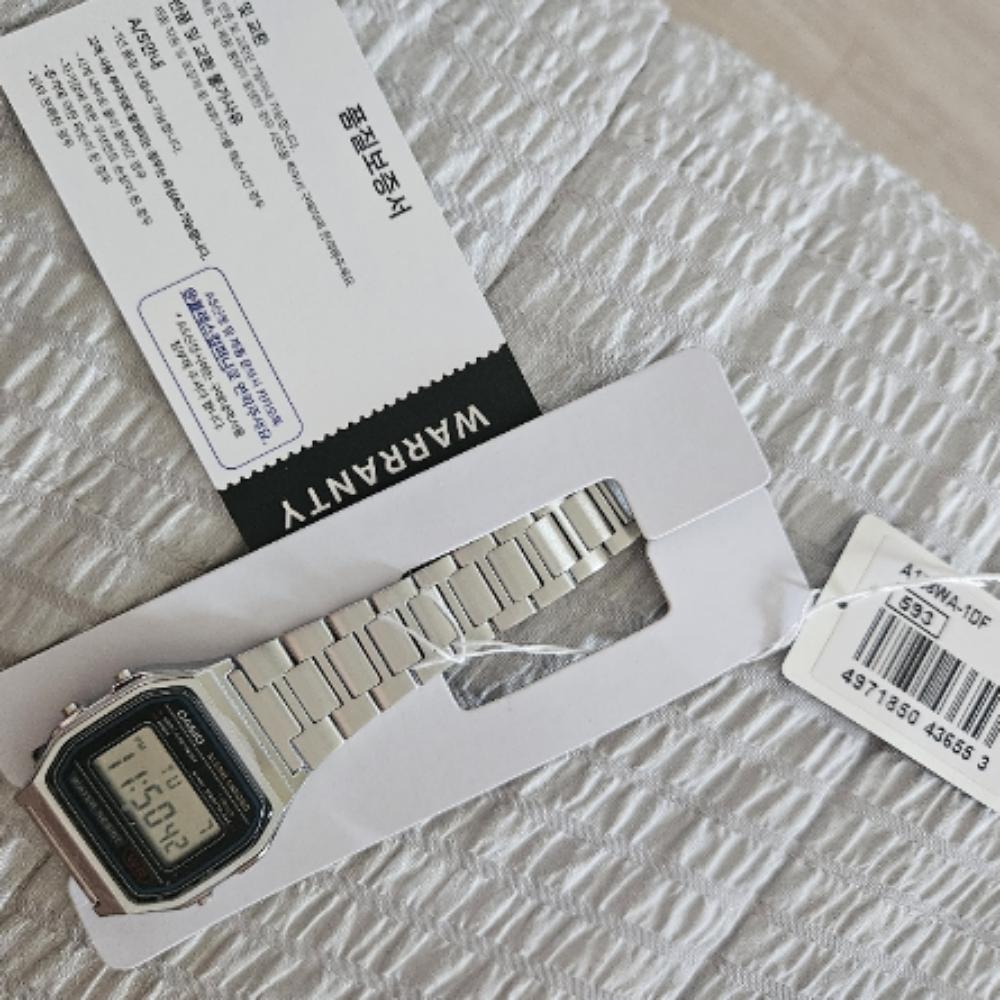 Casio Universal Vintage Retro Digital Free Buckle Wristwatch A158WA-1D