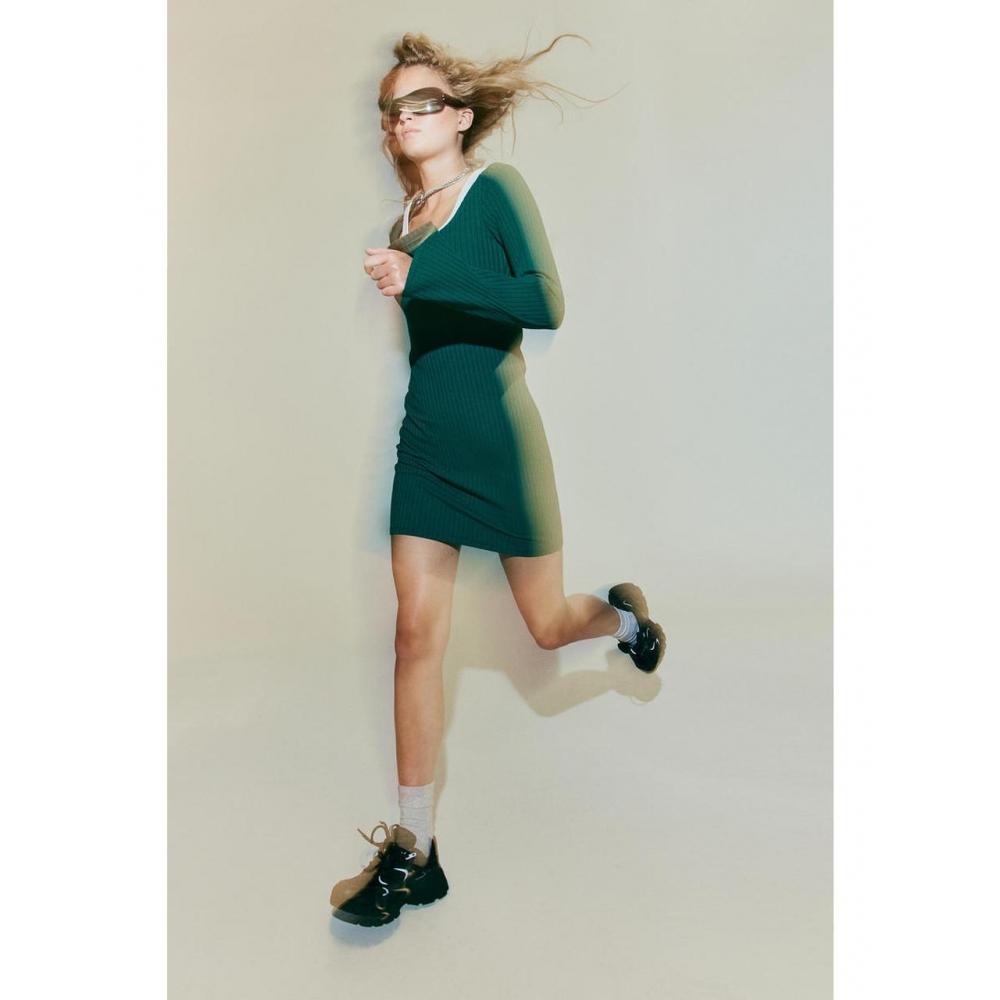 slim fit dress slacks H&M. Ribbed midi dress T.40 – Hibuy market