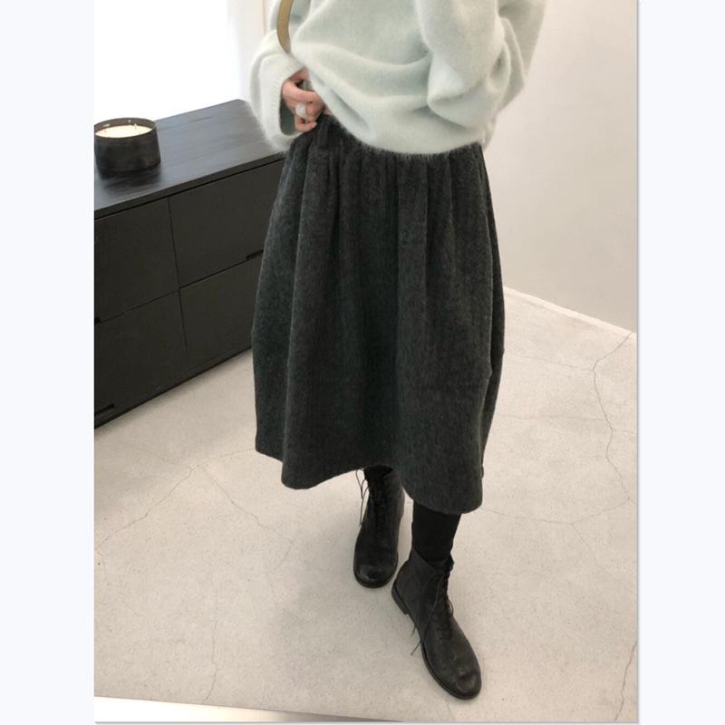 2025 Autumn/Winter Korean Style Versatile Knit Midi Skirt