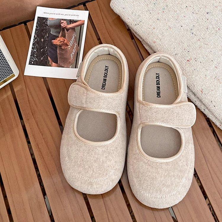 

Мягкие и милые туфли на плоской подошве для женщин, которые можно носить зимой 2024 года, новые повседневные хлопковые туфли на липучке, с одним ремешком, с мягкой подошвой, с сумкой на носке, полусабо 40