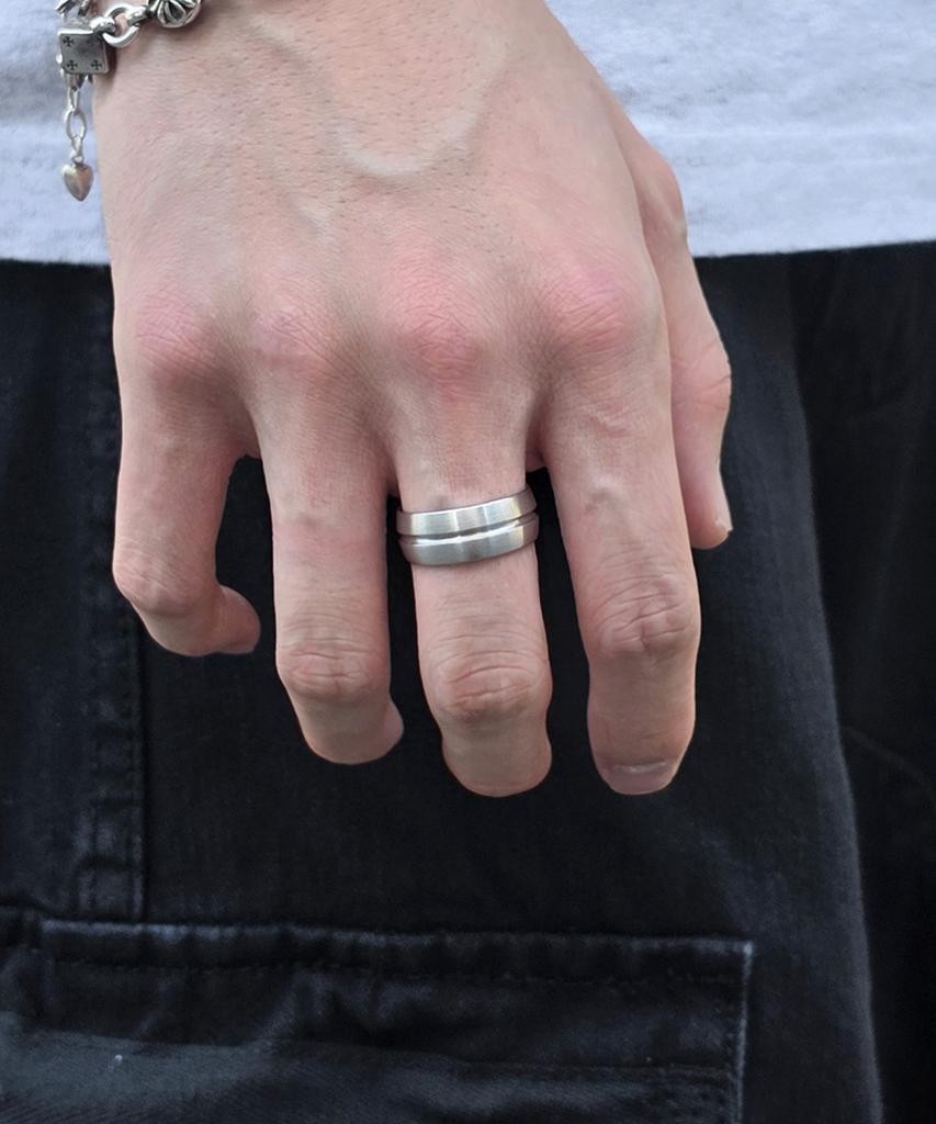 Iamj Matte Line Bold Ring