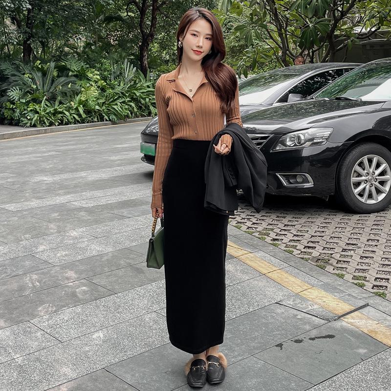 Golden Velvet Women's Mid-Length High-Waisted Slimming Pencil Skirt (Spring/Autumn 2026).