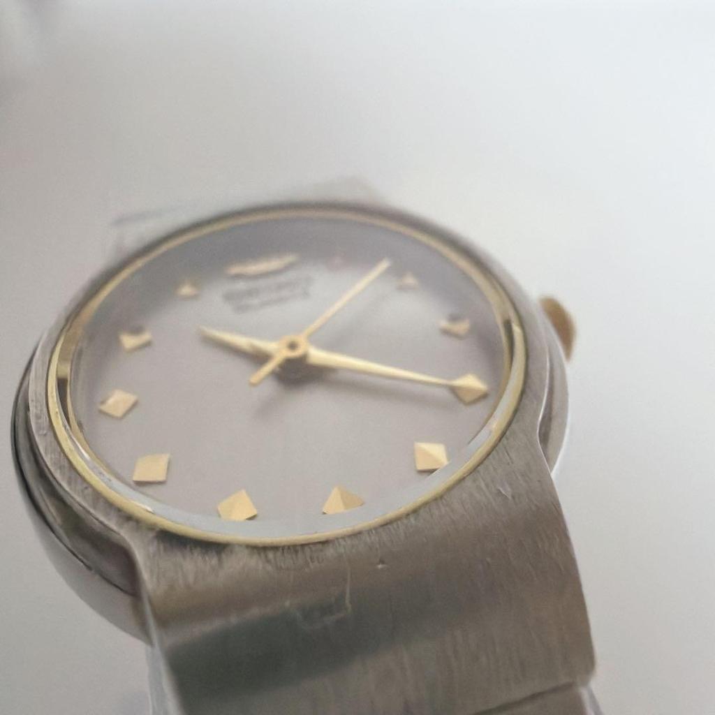 Used Working Condition, SEIKO QUARTZ Ladies Watch, Silver, Battery Replaced