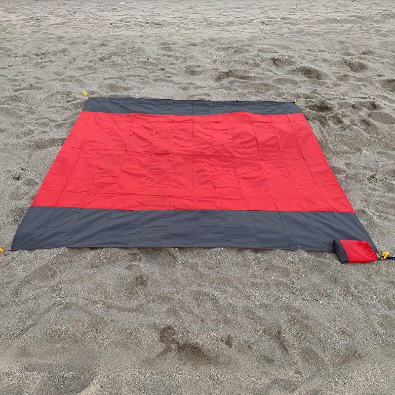 

Lightweight Waterproof Camping Mat Foldable Picnic Blanket Portable Outdoor Beach Travel Pad Moisture-Proof Lawn Pocket 140x200cm красный
