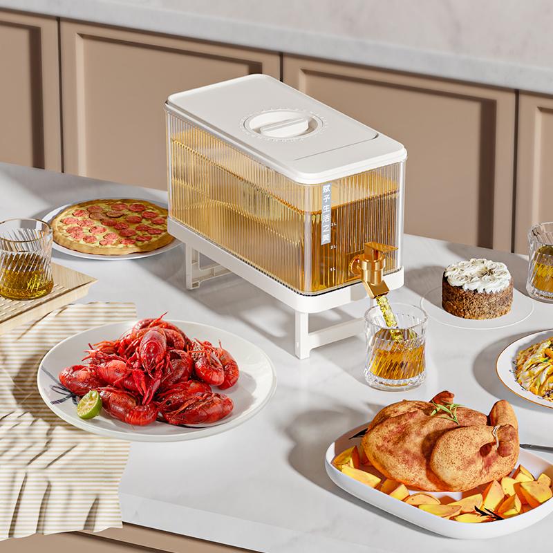 Large Cold Kettle Refrigerator With Faucet Lemonade Bottle Drinkware Kettle Pot Beverage Dispenser Home Cool Water Jug Bucket